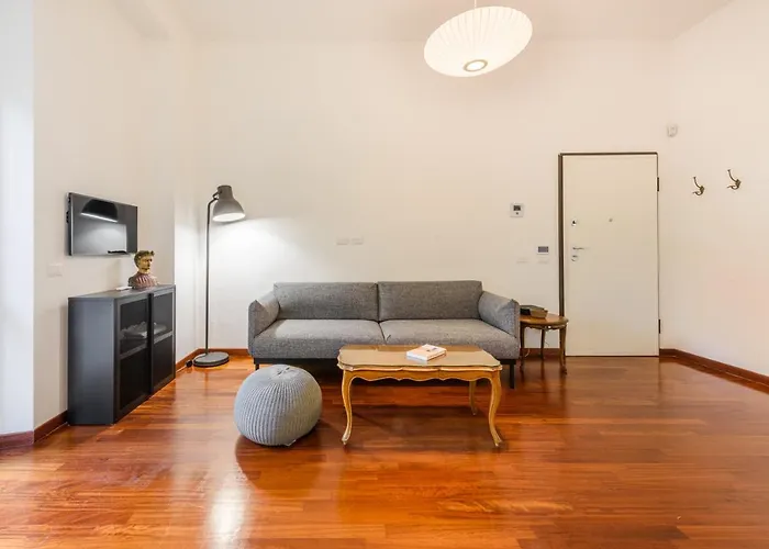 Poliziano Apartment By Mmega